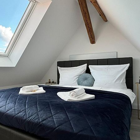 Schlossberg Residences - Xxl-Design-Apartment Mit Schlossblick Fuer Bis Zu 12 Personen Schwetzingen Buitenkant foto