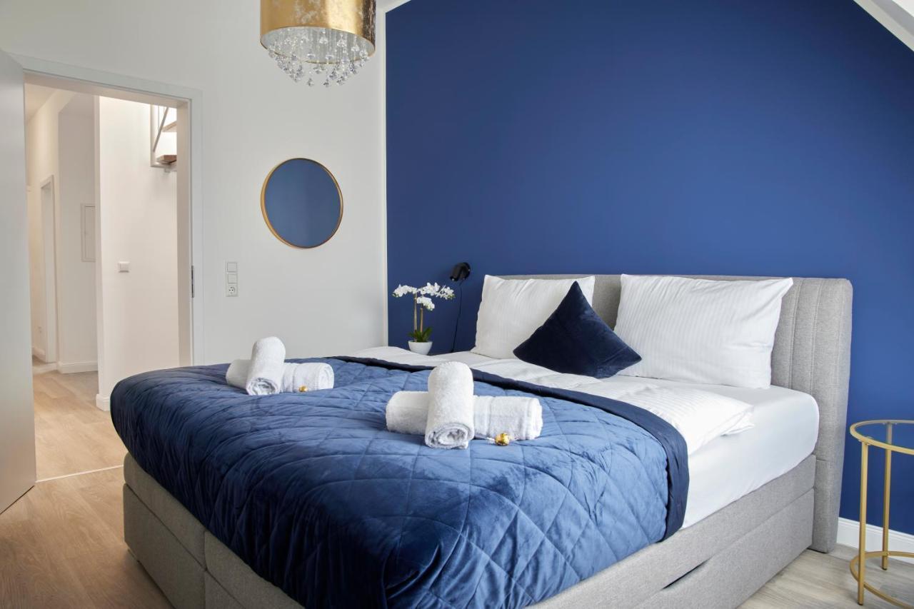 Schlossberg Residences - Xxl-Design-Apartment Mit Schlossblick Fuer Bis Zu 12 Personen Schwetzingen Buitenkant foto
