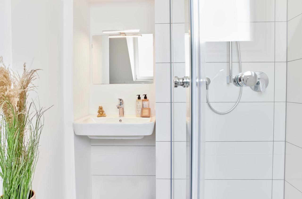 Schlossberg Residences - Xxl-Design-Apartment Mit Schlossblick Fuer Bis Zu 12 Personen Schwetzingen Buitenkant foto