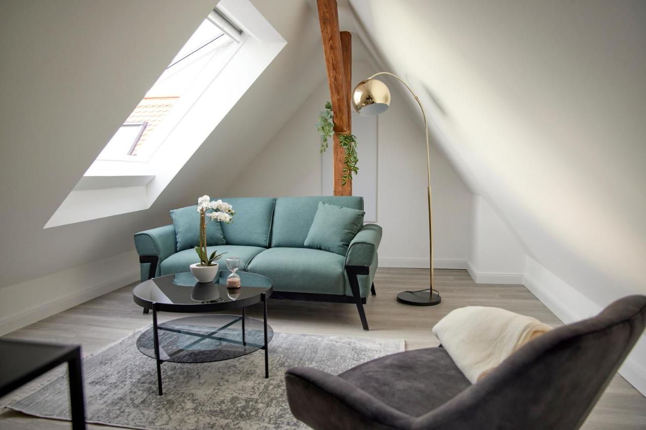 Schlossberg Residences - Xxl-Design-Apartment Mit Schlossblick Fuer Bis Zu 12 Personen Schwetzingen Buitenkant foto
