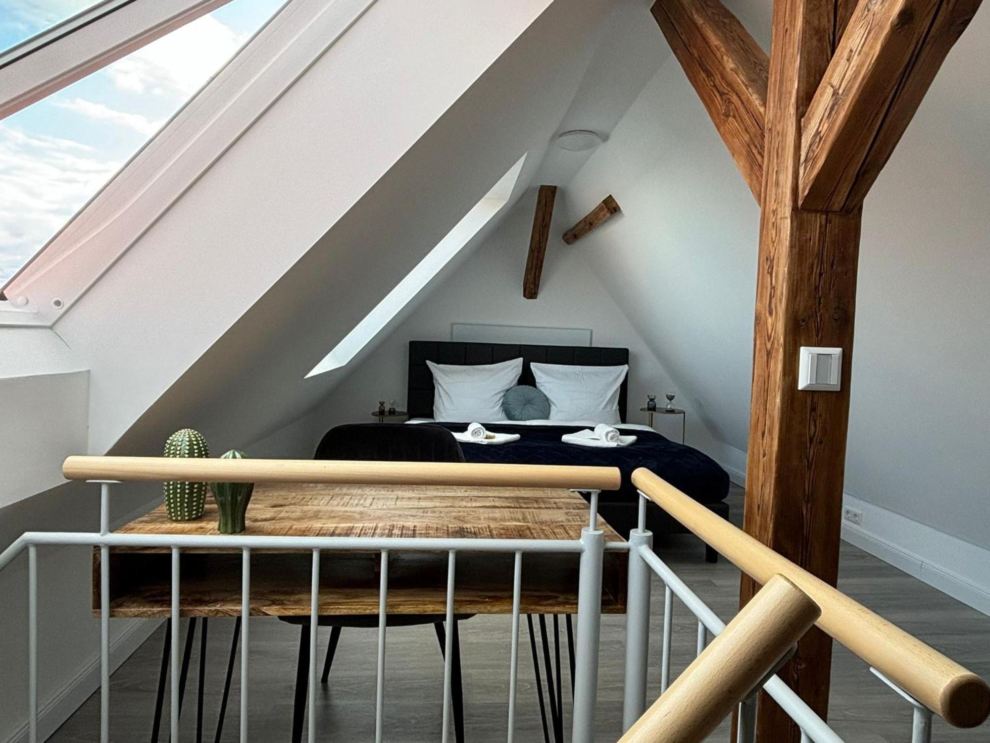 Schlossberg Residences - Xxl-Design-Apartment Mit Schlossblick Fuer Bis Zu 12 Personen Schwetzingen Buitenkant foto